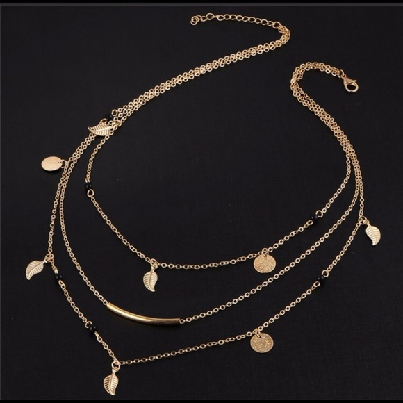 Boho sequin leaf necklace - Picture 6 of 7